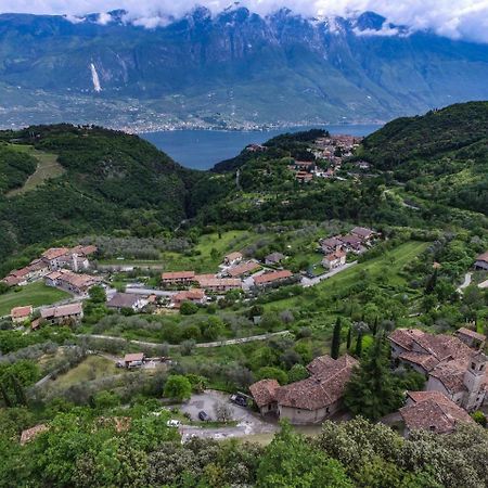 Georesort Tremosine Buitenkant foto