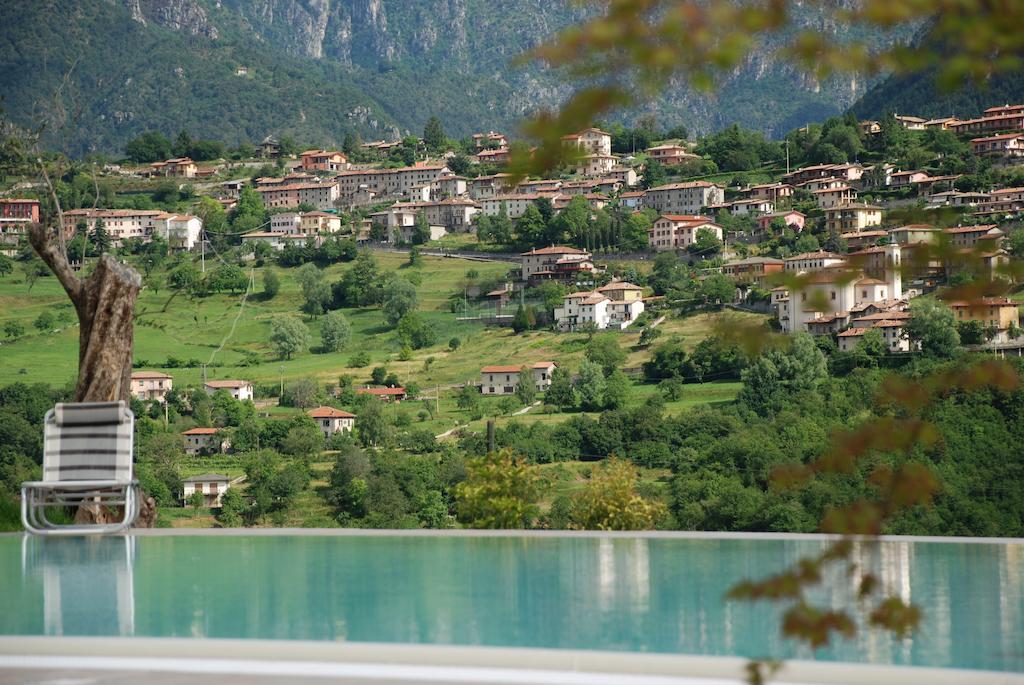 Georesort Tremosine Buitenkant foto