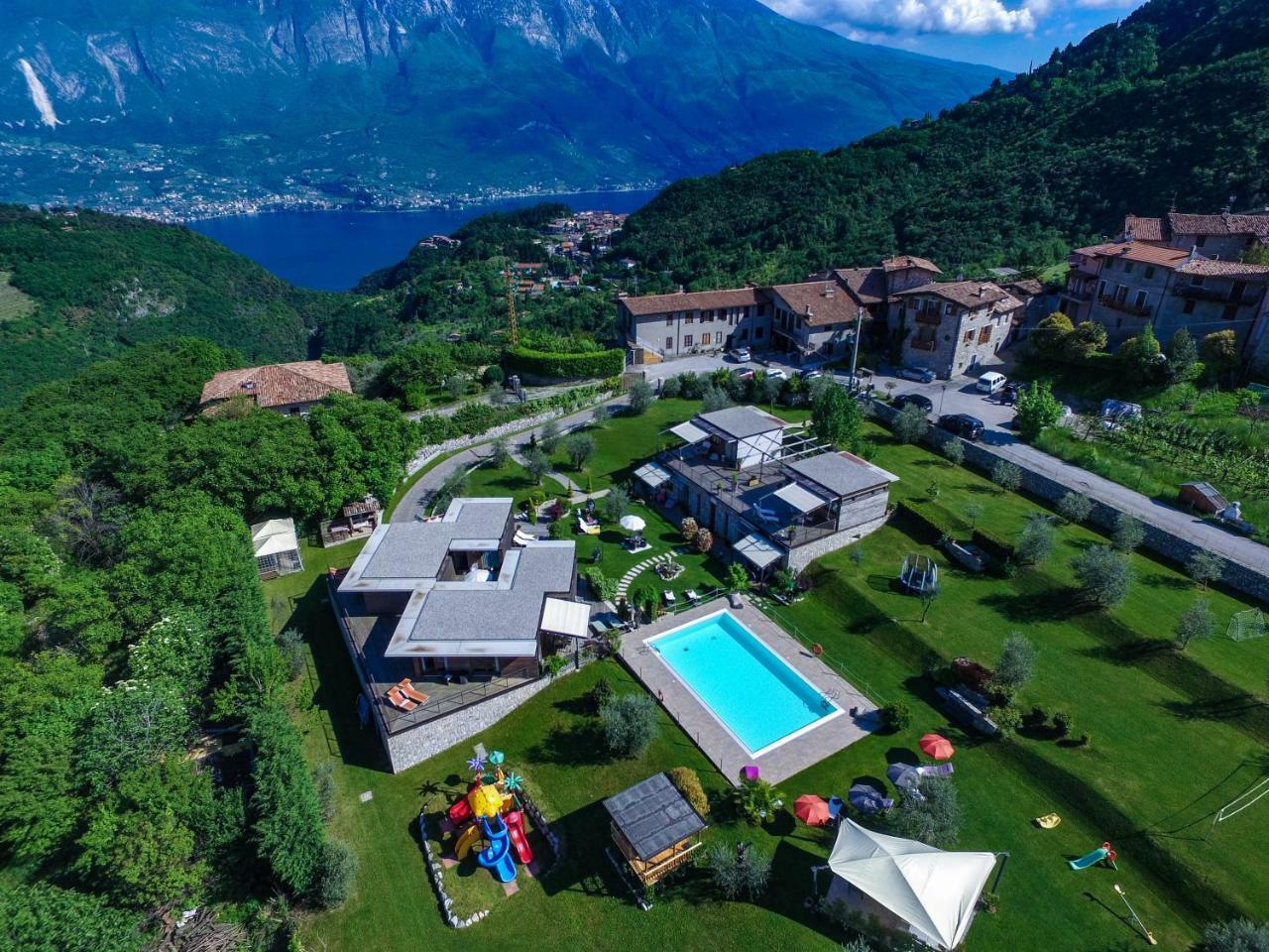 Georesort Tremosine Buitenkant foto